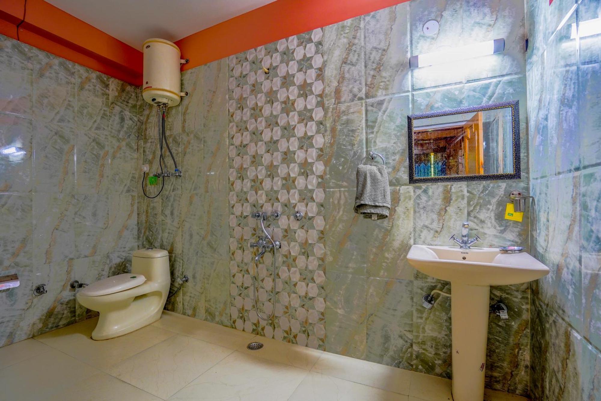 Woods Villa Cottage, Manali Kültér fotó