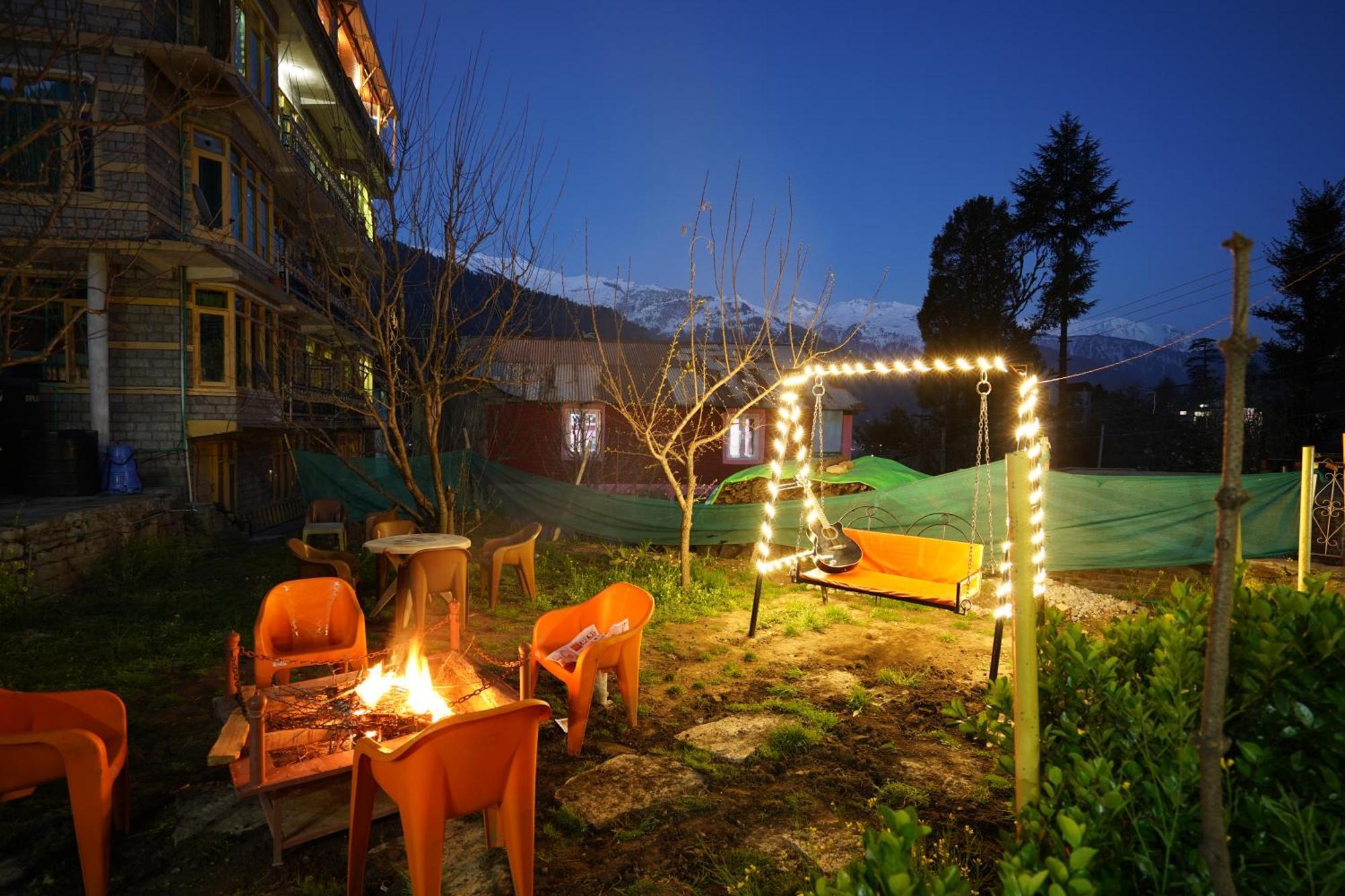 Woods Villa Cottage, Manali Kültér fotó