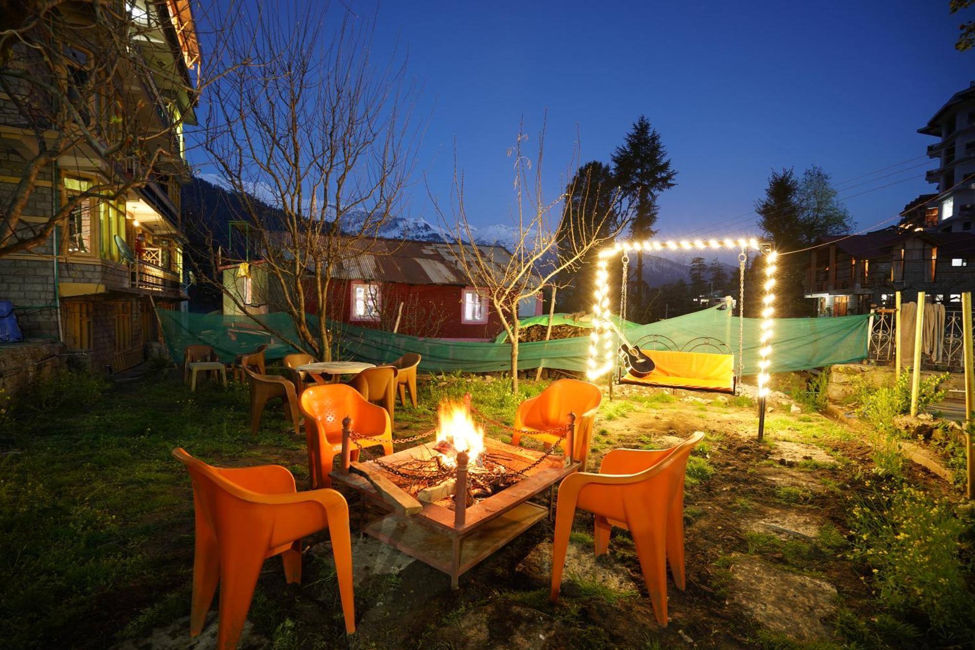 Woods Villa Cottage, Manali Kültér fotó