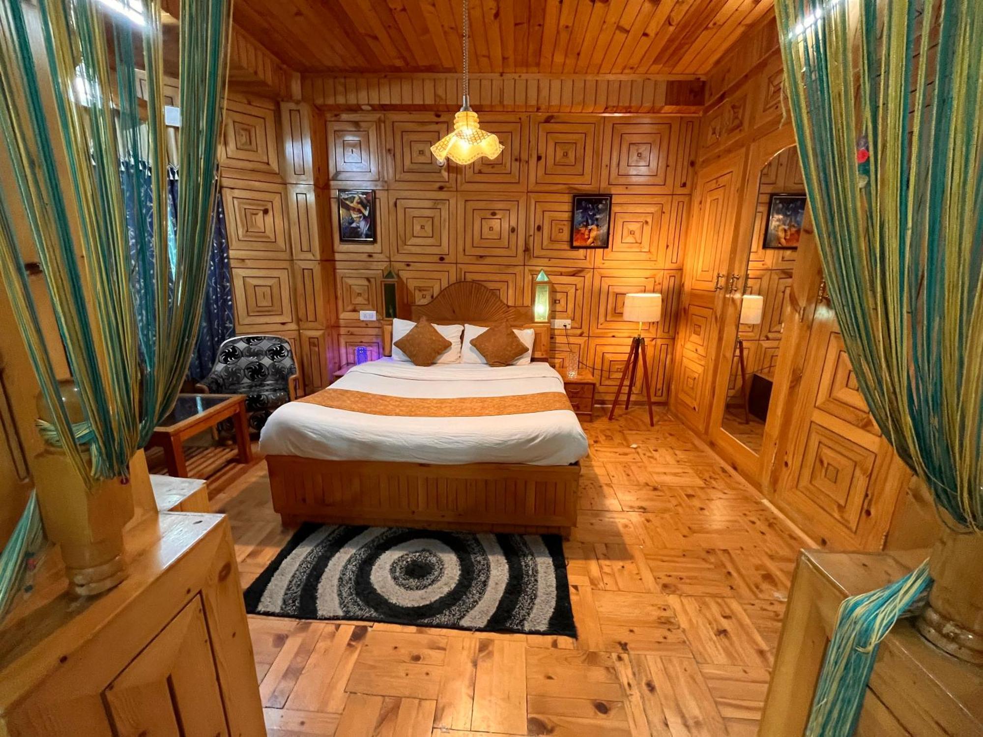Woods Villa Cottage, Manali Kültér fotó